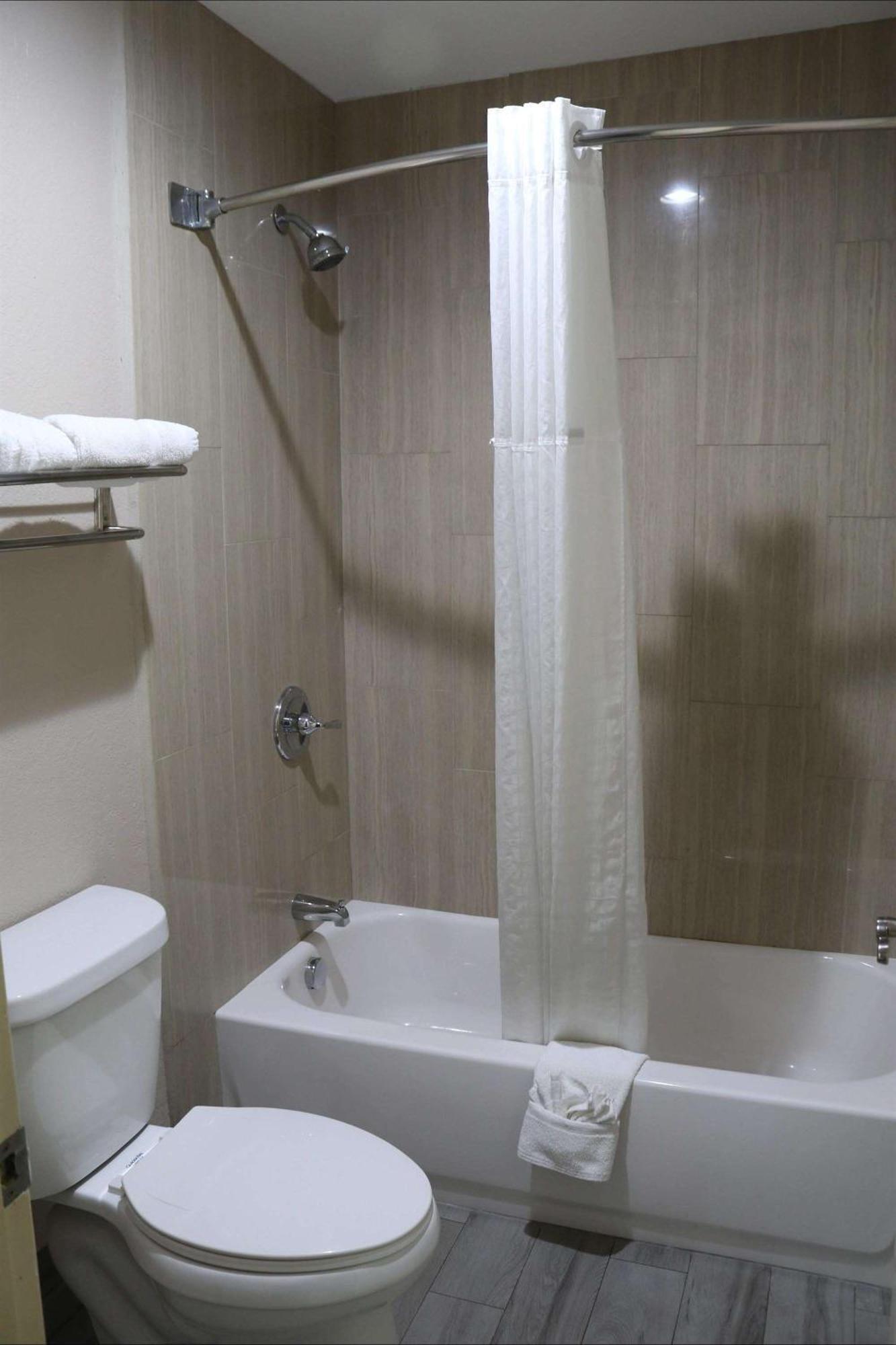 Surestay Hotel By Best Western Terrell Zewnętrze zdjęcie